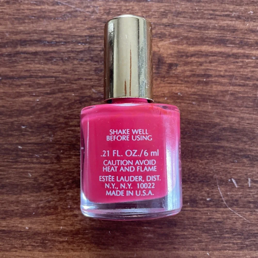 Vintage Estee Lauder Perfect Finish Nail Lacquer Red Chiffon Rare .21oz